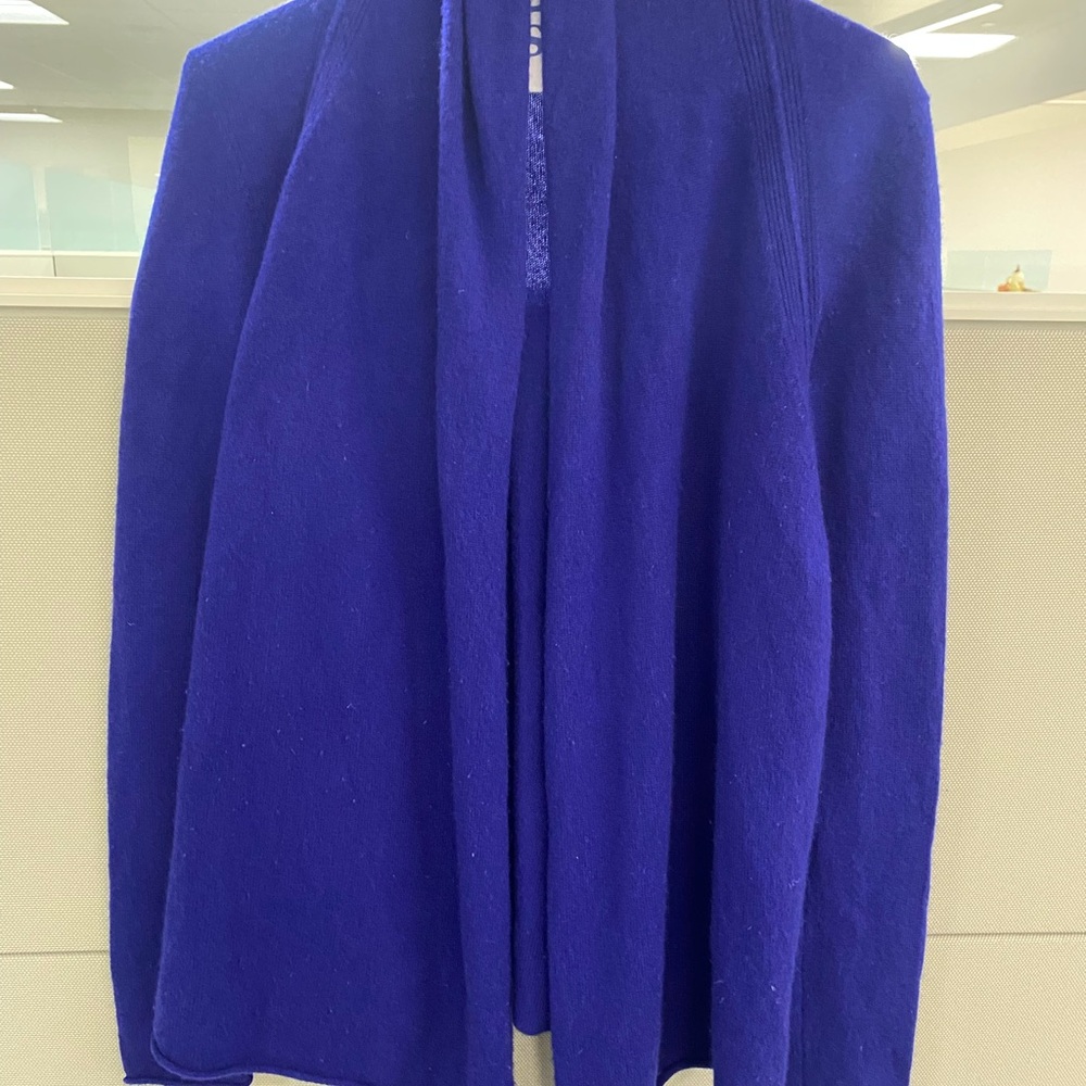 Cashmere Sweater cardigan long sleeve Royal Blue Aqua by Bloomingdales" like new